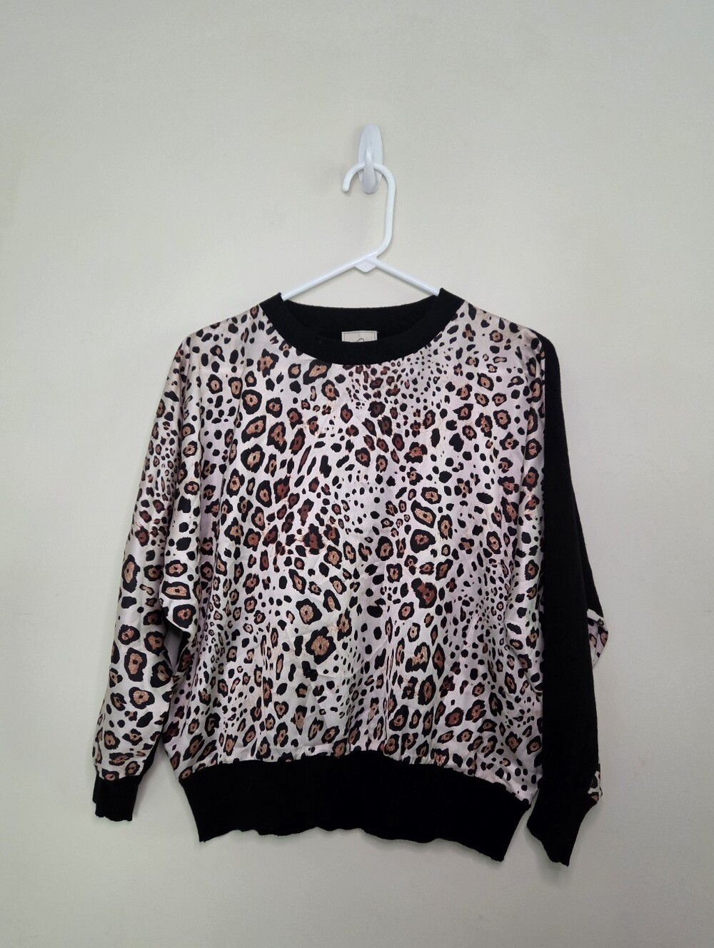 Women's Sioni 3/4 Sleeve Leopard Print Sweater Sz Large